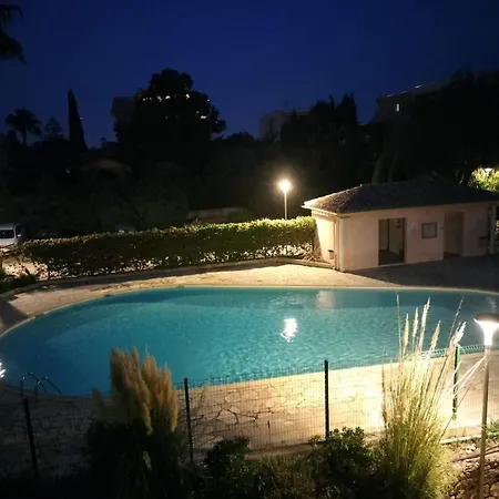Lovely & Garden - Pres Des Plages Apartment *